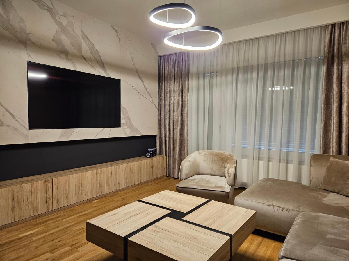 Adav Luxus Apartment Visoko Exteriér fotografie